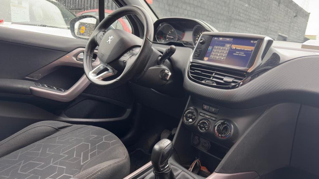 Peugeot 2008 1.2Benzine Euro6B 2016 177.xxxkm/Airco,Cruise,.