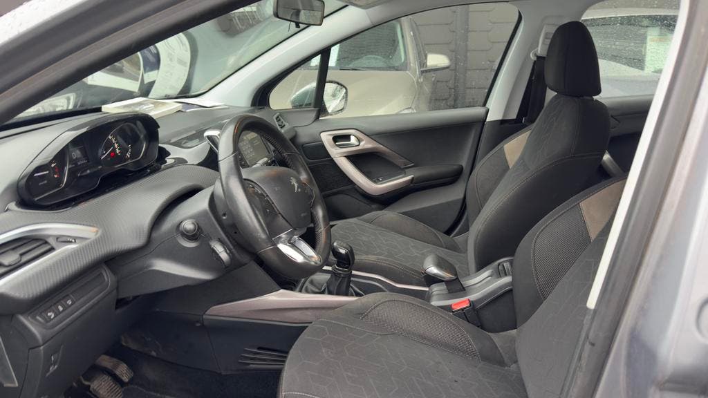 Peugeot 2008 1.2Benzine Euro6B 2016 177.xxxkm/Airco,Cruise,.