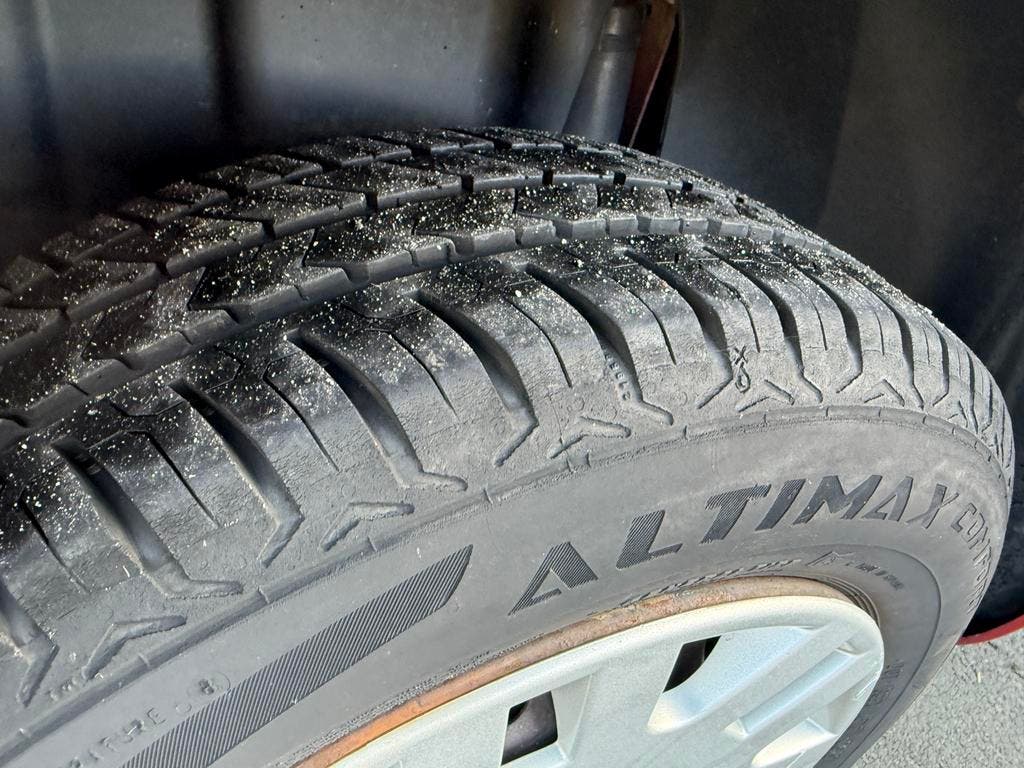 Citroën C3 1.1i!!! 8000 km!!!