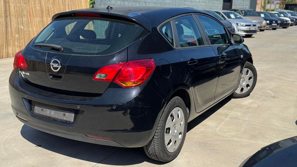 Opel Astra 1.6Benzine 2009 163.xxxkm/Airco,Sensoren,Cruise