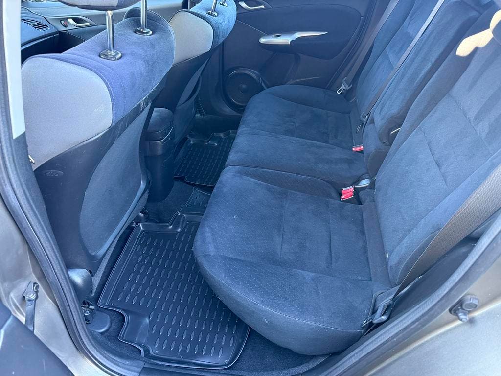 Honda Civic 1.4i 6 versnellingen 2008