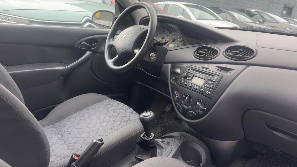 Ford Focus 1.2Benzine 2000 Beginnerswagen 154.xxxkm