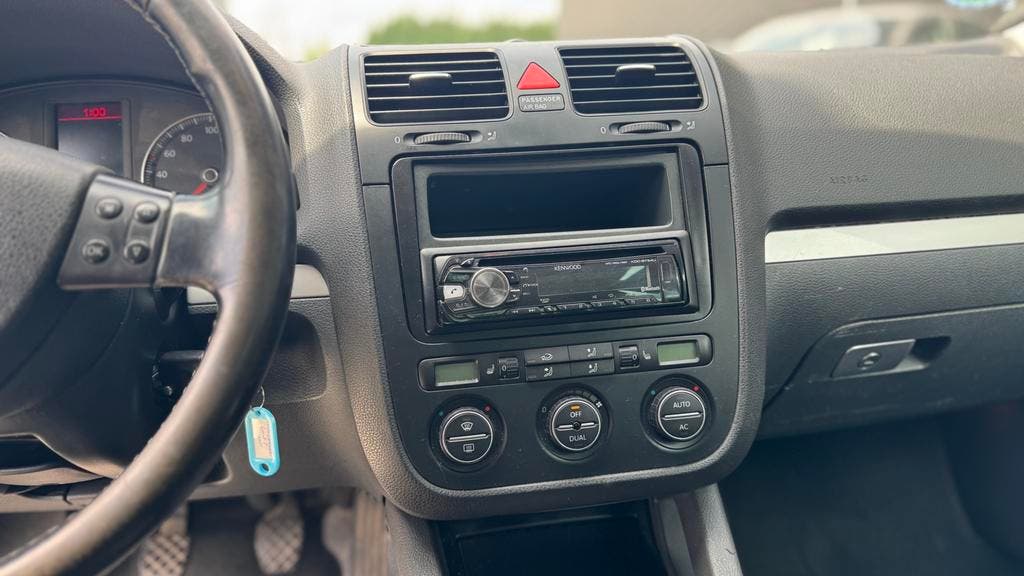 Volkswagen Golf 5 1.4Tsi Benzine 120.xxxkm/Airco,Sensor,..