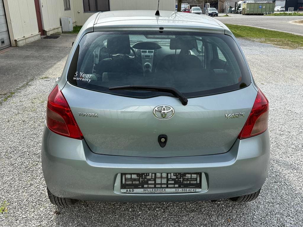 Toyota Yaris 1.0i 118000km 5dr