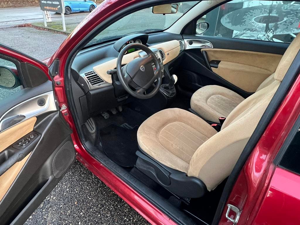 Lancia Ypsilon 1.3jtd Gekeurd vvk