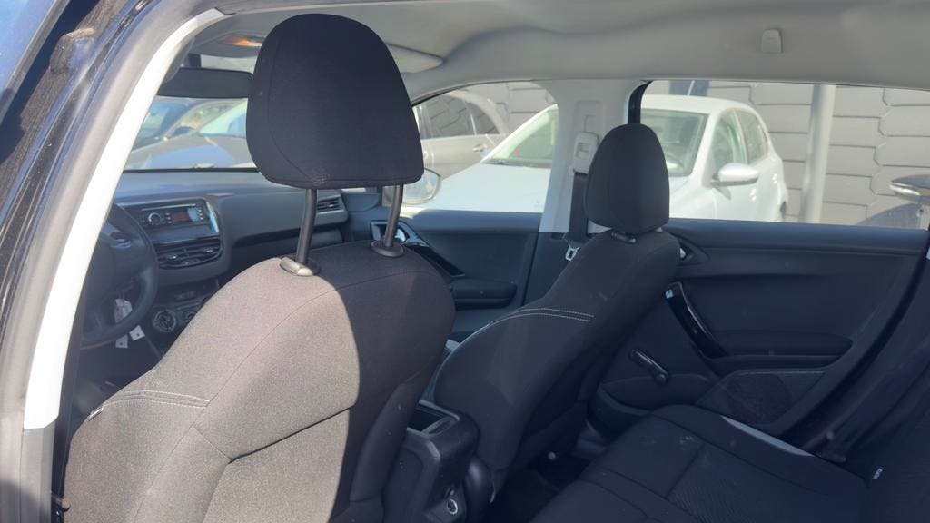 Peugeot 2008 1.2Benzine 2015 150.xxxkm 1Jaar Garantie