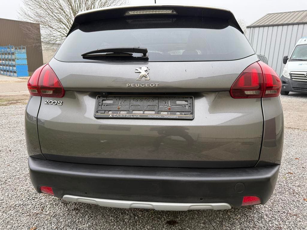 Peugeot 2008 Allure 1.2i 2019 96000km