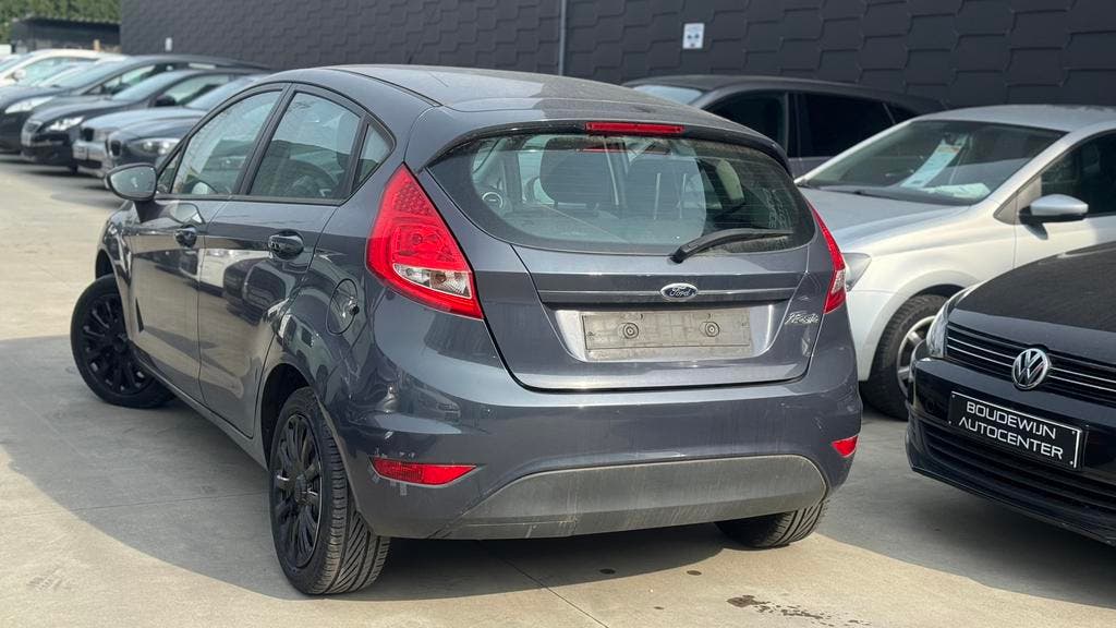 Ford Fiesta 1.2Benzine 2012 150.xxxkm Beginnerswagen