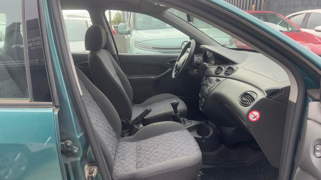 Ford Focus 1.2Benzine 2000 Beginnerswagen 154.xxxkm