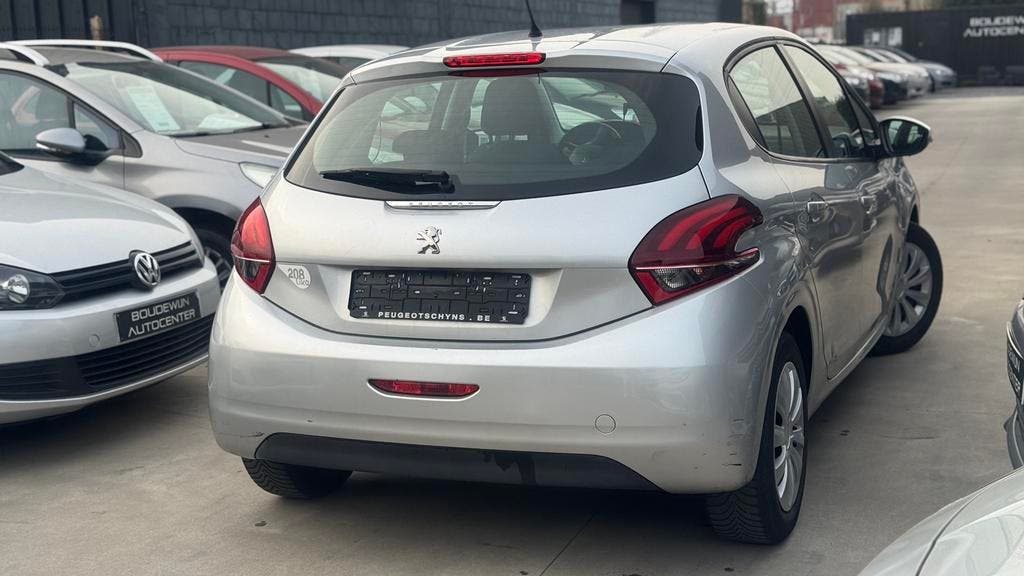 Peugeot 208 2018 106.xxxkm 1.2Benzine Topstaat Garantie