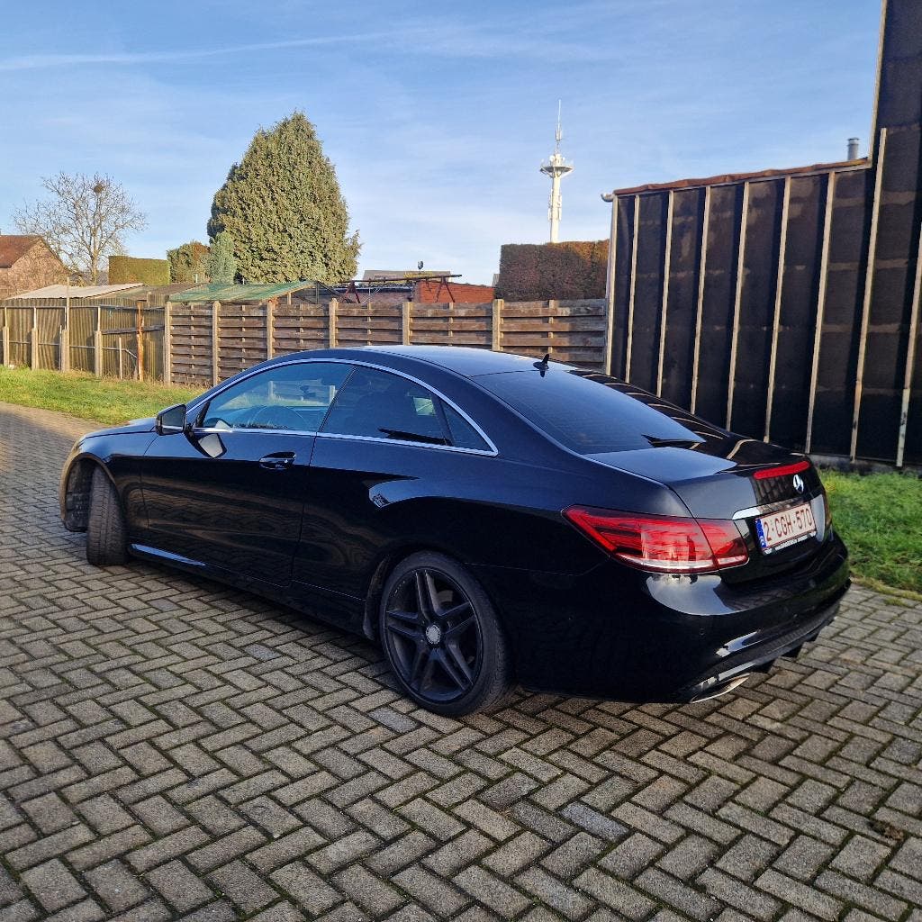 Mercedes Benz E220 Coupe van 2015, EURO 6