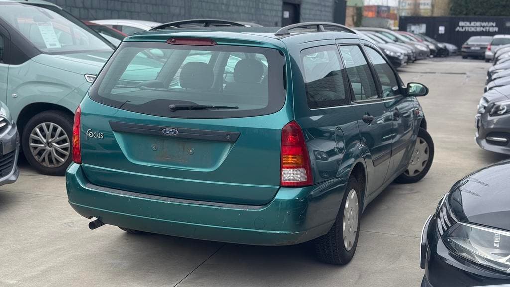 Ford Focus 1.2Benzine 2000 Beginnerswagen 154.xxxkm