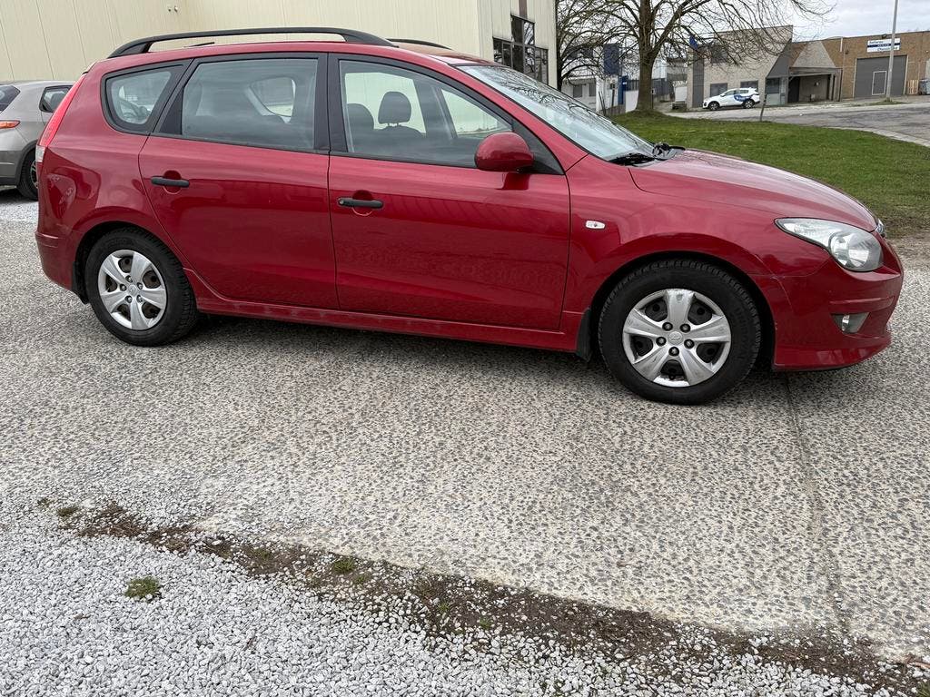 Hyundai i30 1.6crdi Automaat uit 2012