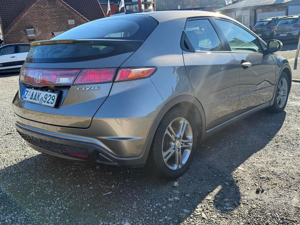 Honda Civic 1.4i 6 versnellingen 2008
