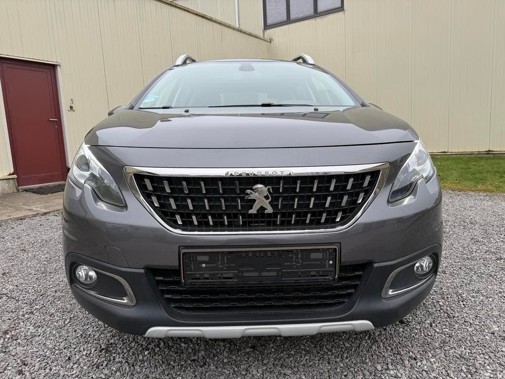 Peugeot 2008 Allure 1.2i 2019 96000km