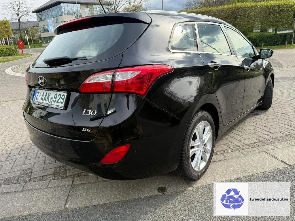 Hyundai I30 SW 1.6crdi Automaat