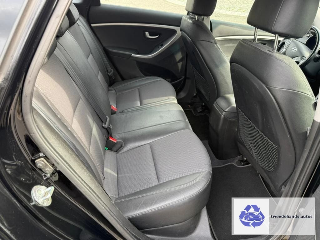 Hyundai I30 SW 1.6crdi Automaat