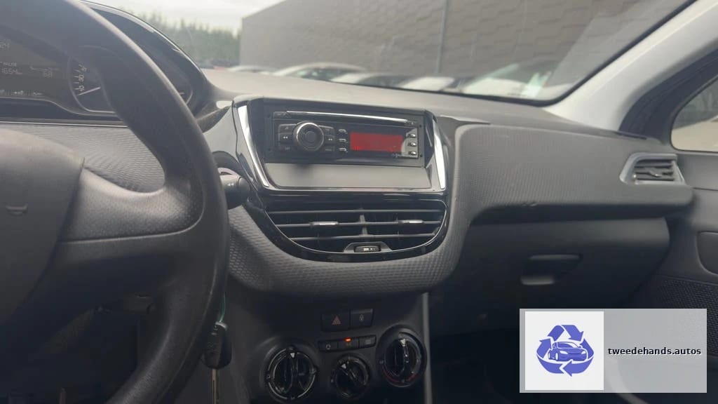 Peugeot 2008 1.2Benzine 111.xxxkm 2015 / Garantie