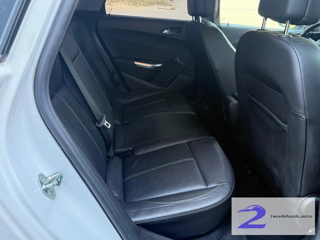 Opel Astra Cosmo 2.0d 118kw volledige opties