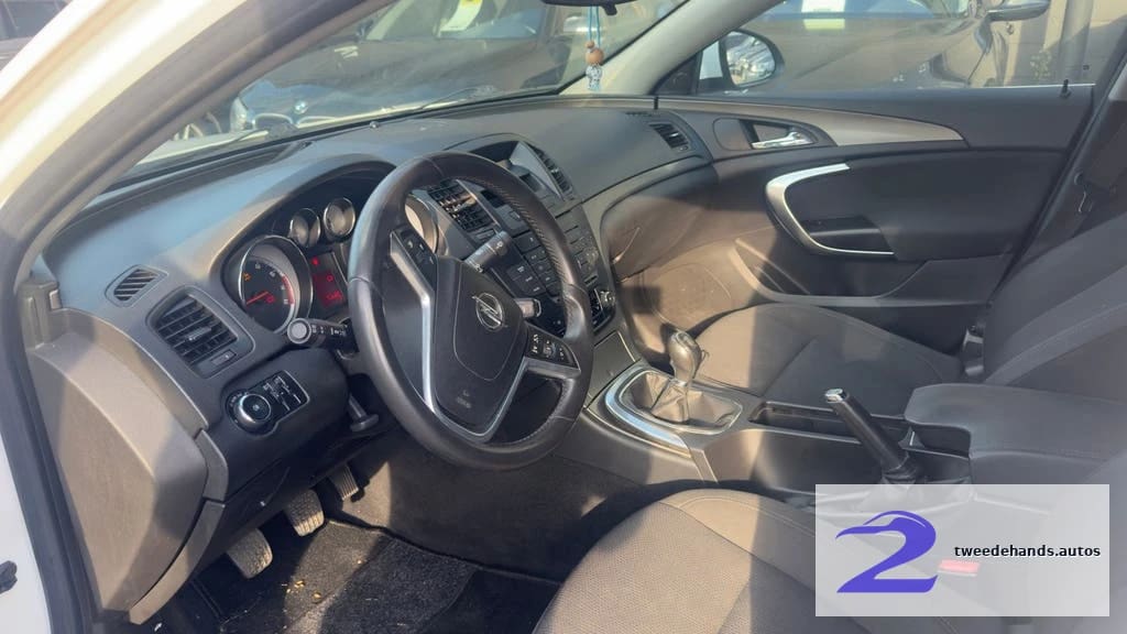 Opel insignia 1.6Benzine 2010 138.xxxkm Gekeurd voor verkoop