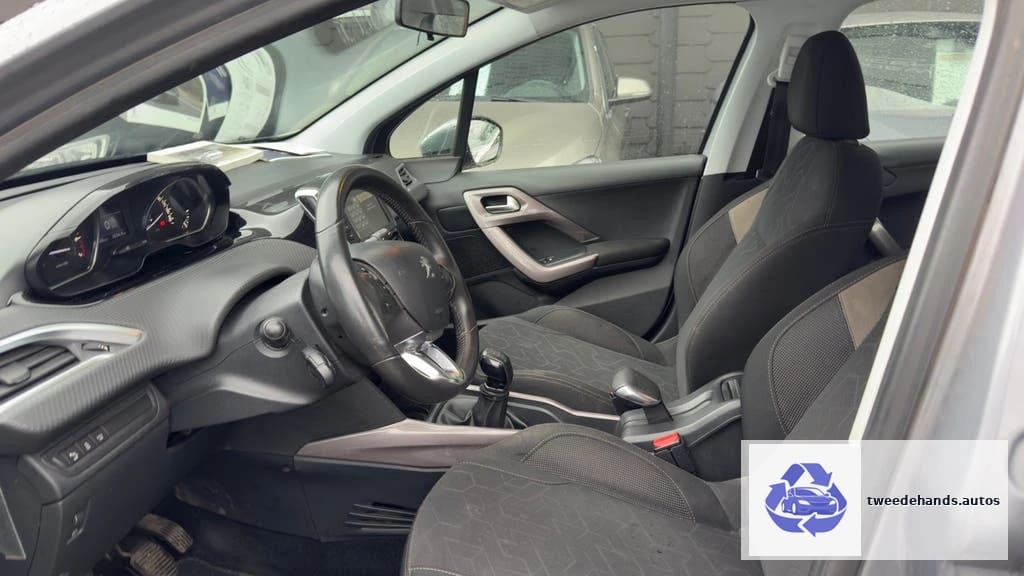 Peugeot 2008 1.2Benzine Euro6B 2016 177.xxxkm/Airco,Cruise,.