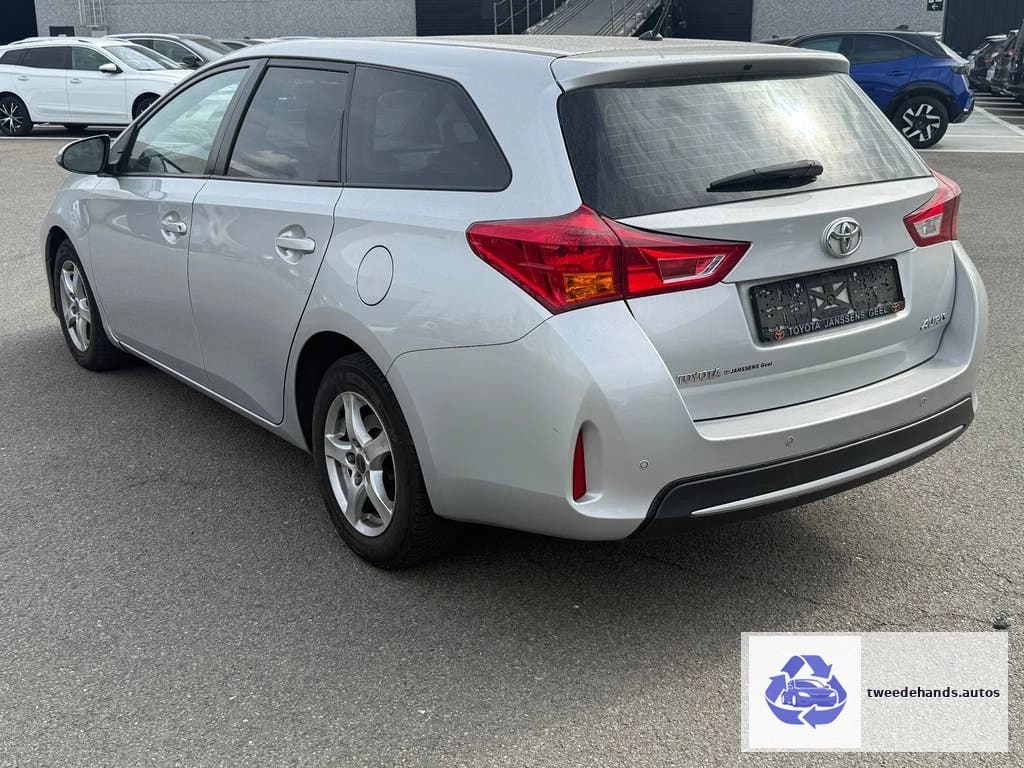 Toyota Auris Touring 1.3i uit 2015