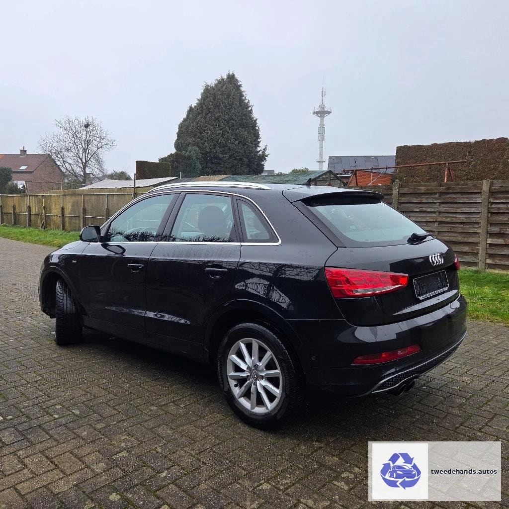 Audi Q3 2.0i van 2012, S-line weinig kms