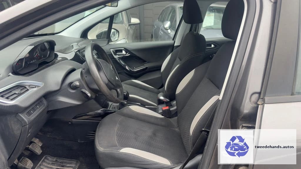 Peugeot 2008 1.2Benzine 111.xxxkm 2015 / Garantie