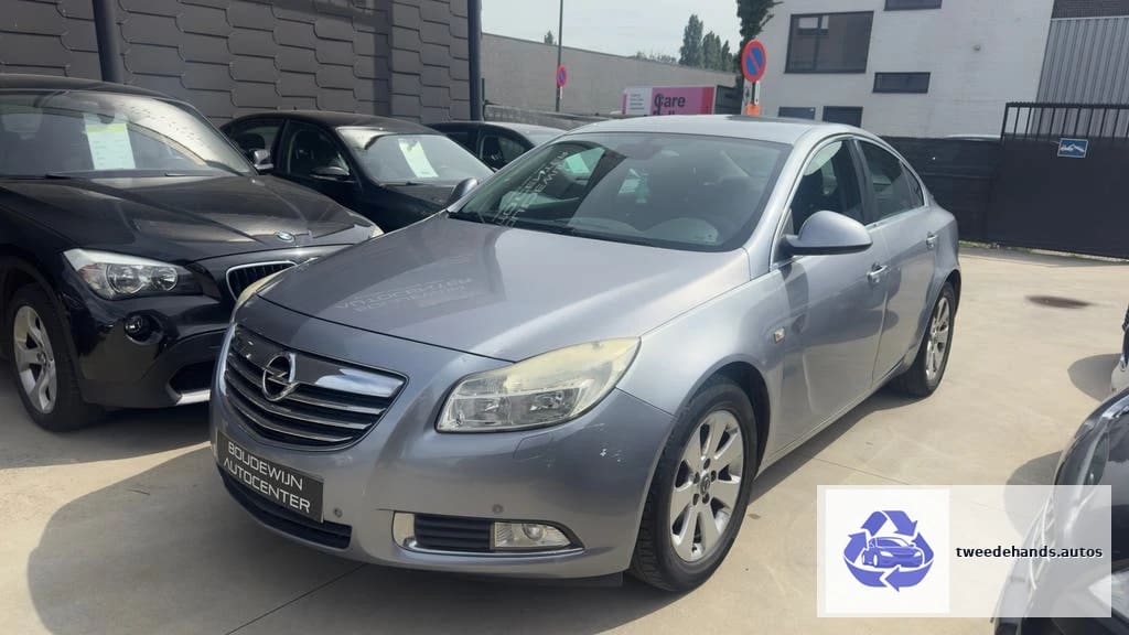 Opel Insignia 1.6Benzine 2009 142.xxxkm Airco,Sensoren,..