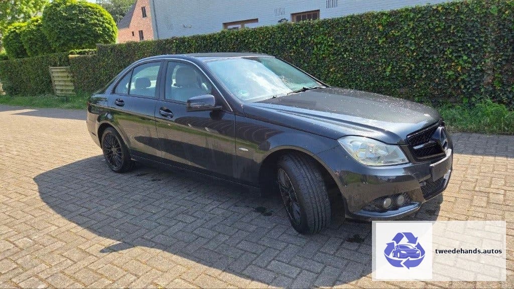 Mercedes Benz C180 van 2012, goede staat, automaat