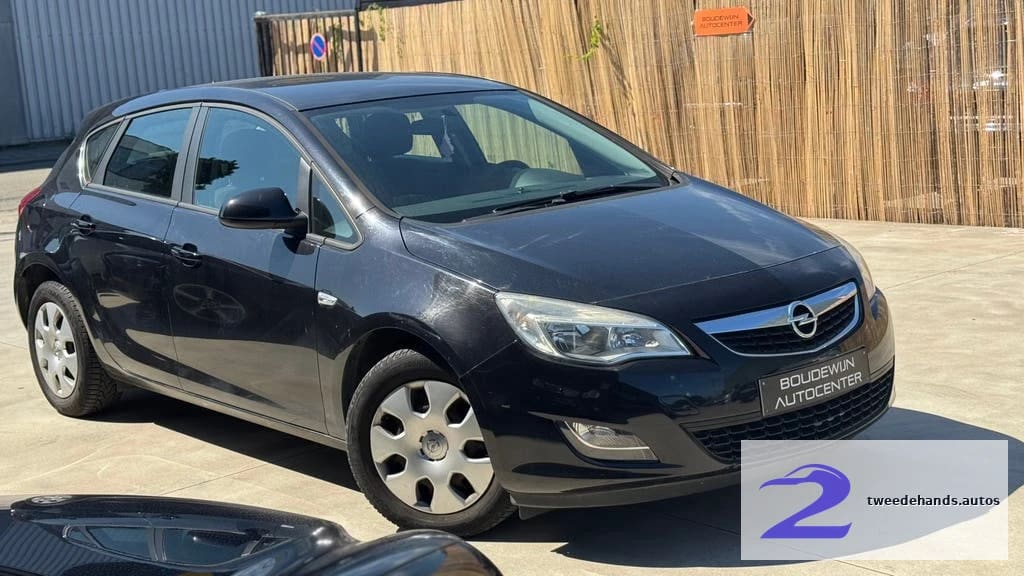 Opel Astra 1.6Benzine 2009 163.xxxkm Airco,Sensoren,Cruise