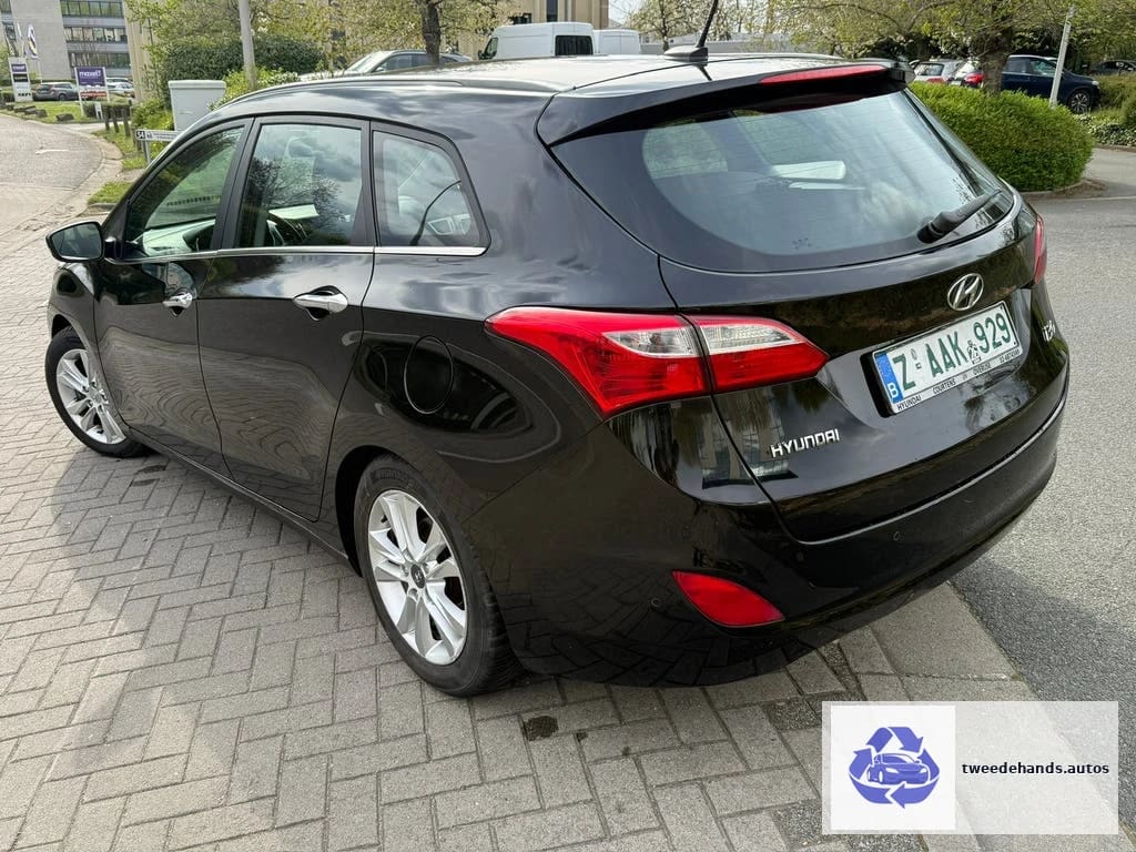 Hyundai I30 SW 1.6crdi Automaat