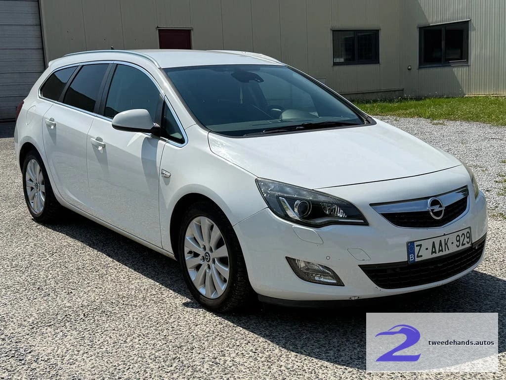 Opel Astra Cosmo 2.0d 118kw volledige opties