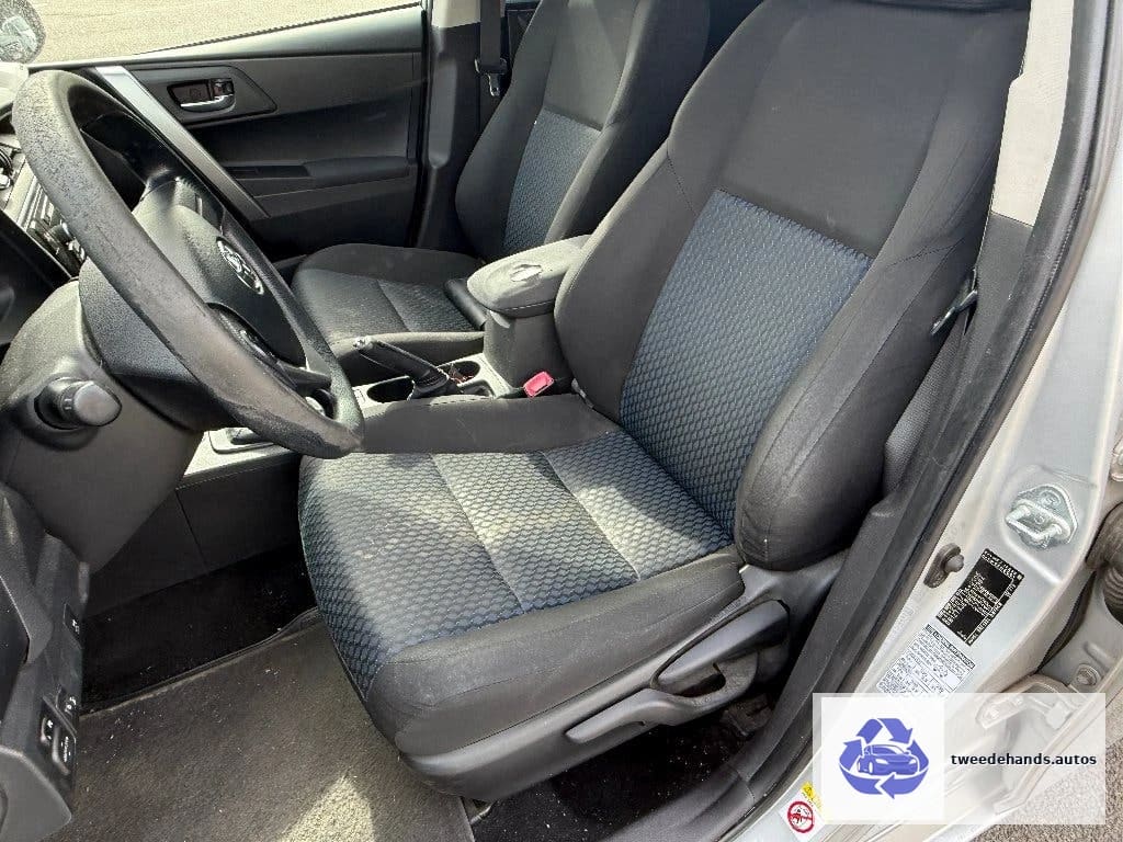 Toyota Auris Touring 1.3i 2015