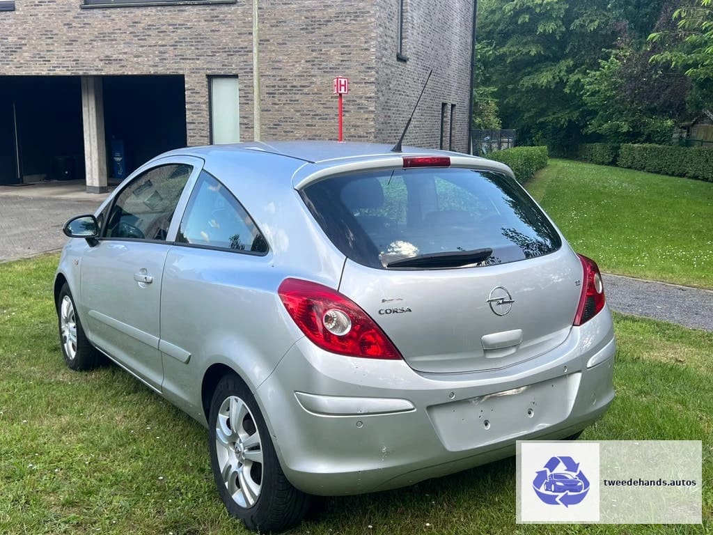 Opel Corsa 1.2Benzine Automaat Gekeurd vvk