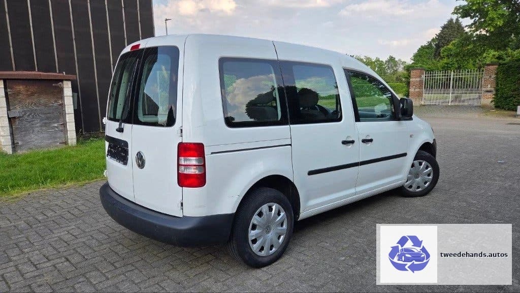 Volkswagen Caddy 1.2i van 2013, 5 zitplaatsen