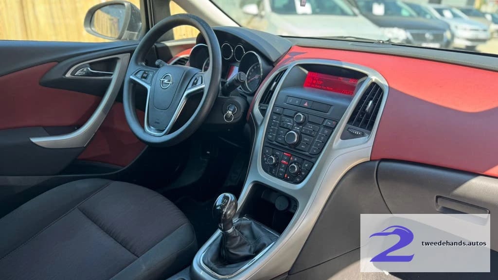 Opel Astra 1.6Benzine 2009 163.xxxkm Airco,Sensoren,Cruise