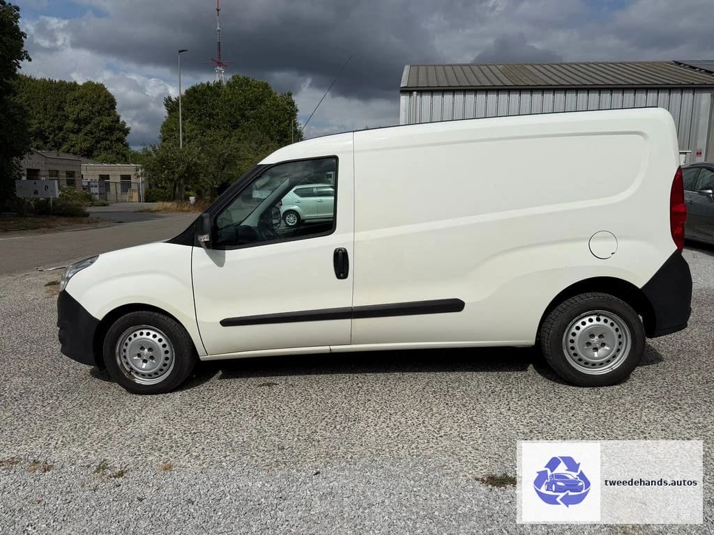 Opel Combo 1.6cdti 77kw!!! 4132€ Netto!!!