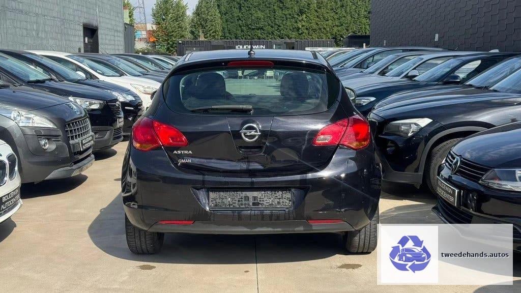 Opel Astra 1.6Benzine Automaat 153.xxxkm 2010 Garantie
