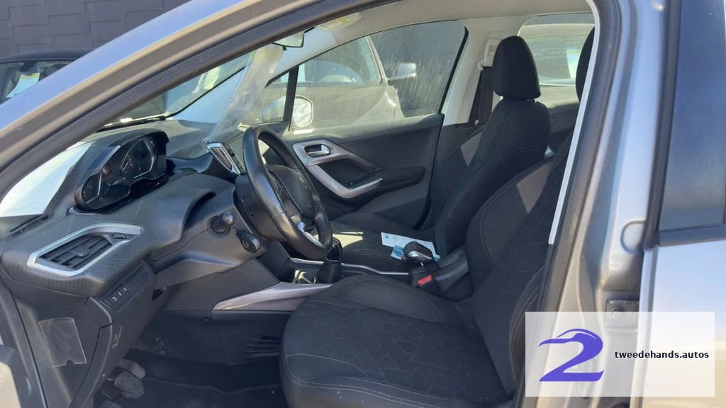 Peugeot 2008 1.2Benzine Euro6B 2016 177.xxxkm/Airco,Cruise,.