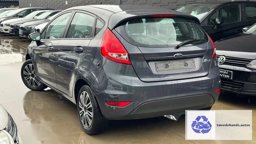 Ford Fiesta 1.2Benzine 2012 150.xxxkm Beginnerswagen
