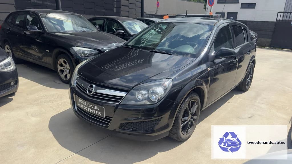 Opel Astra 1.6Benzine 2012 Beginnerswagen 183.xxxkm Gekeurd