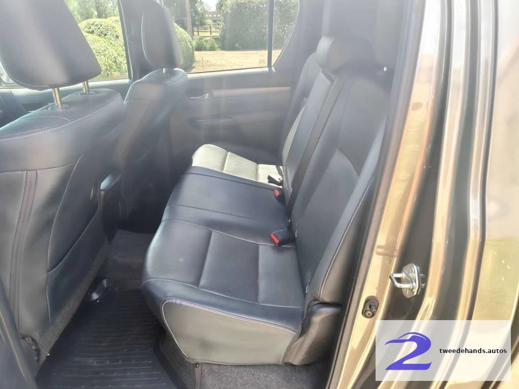 Toyota Hilux 2.8 D-4D 4WD Invincible €33760 excl. BTW