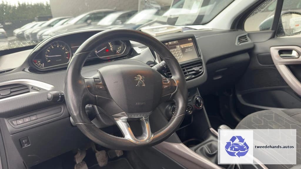 Peugeot 2008 1.2Benzine Euro6B 2016 177.xxxkm/Airco,Cruise,.