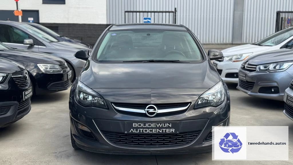 Opel Astra Notchback 1.4Benzine Topstaat 2012 Garantie