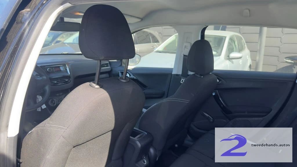 Peugeot 2008 1.2Benzine 2015 150.xxxkm 1Jaar Garantie