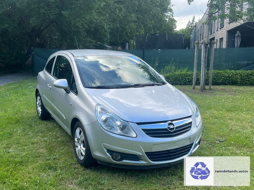 Opel Corsa 1.2Benzine Automaat Gekeurd vvk