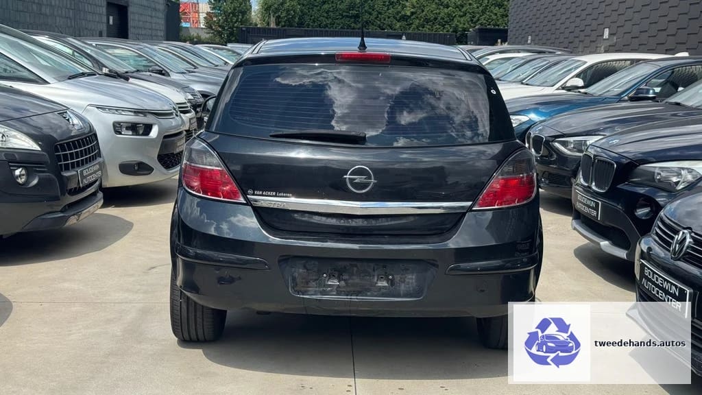 Opel Astra 1.6Benzine 2012 Beginnerswagen 183.xxxkm Gekeurd