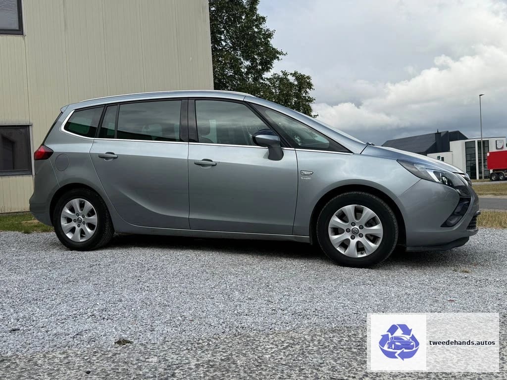 Opel Zafira Tourer 1.6cdti Euro6 7pl Cosmo