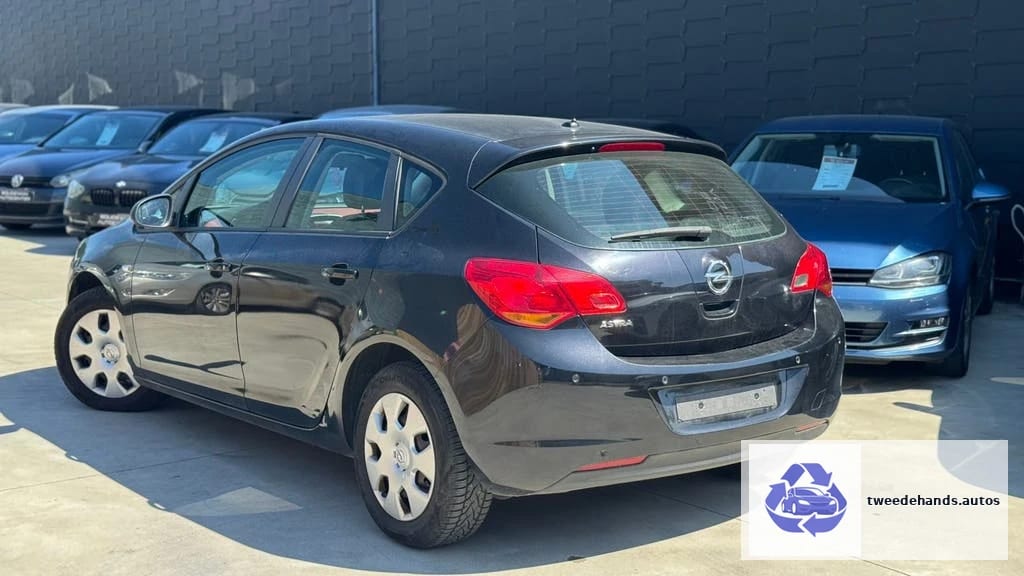Opel Astra 1.6Benzine 2009 163.xxxkm/Airco,Sensoren,Cruise